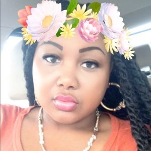 Meet your Posher, Santana